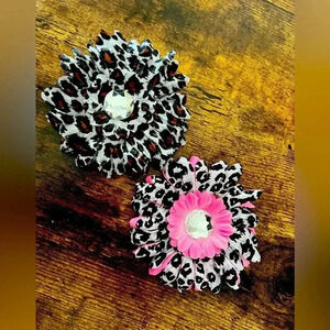 BUNDLE: Boutique, 2 little girls flower hair clips